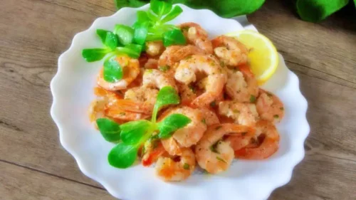 crevettes au citron poêlées avec ail et persil